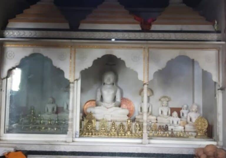 aurangabad to Kachner Jain temple taxi By Clearcabsrental